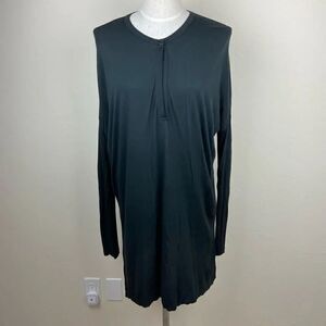 Vince Oversized Viscose Keyhole Tunic Top